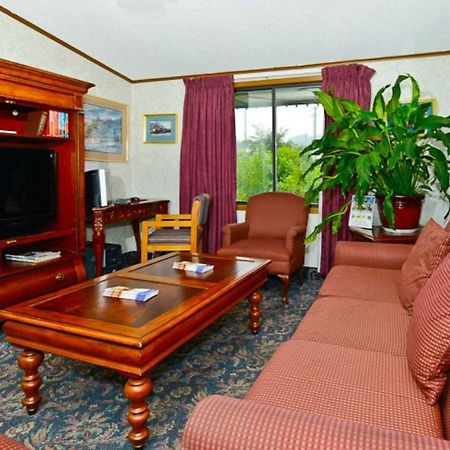 M Star Hotel Covington Extérieur photo